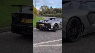 How INSANE does this Lamborghini Aventador SV sound!?