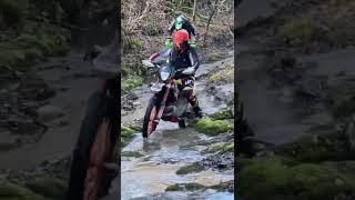 DIRTBIKE RIDING IN OLD RIVER