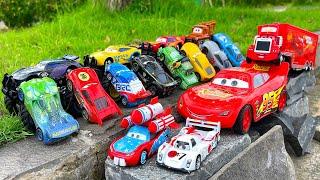 Looking for Disney Pixar Cars On the Rocky Road: Lightning Mcqueen,Tow Mater,Cruz,Jackson,King,Finn