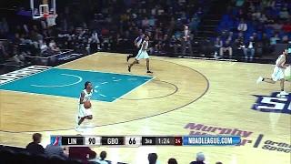 Cliff Alexander rises for the jam!