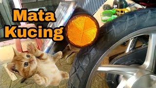 Masang mata kucing di spakbor belakang | Honda karisma