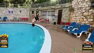 МАПКЕ САЛЬТО КРУТИТ / GENSYXA (Pools, Hot Tubs, and Beaches)