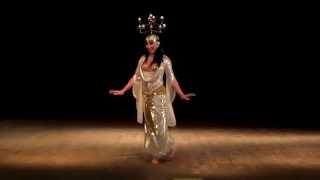 Shamadan / Egyptian Dance with candles by Elena Ageraviciene, Arabella