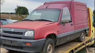 Renault express in pick up/removing the old engine.ep1