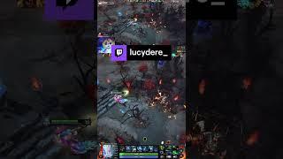 ЛЮСЯ ПРИСЕДАЕТ 10 РАЗ НА СТРИМЕ / LUCYDERE Нарезка - #dota2 #dotawtf #дота2моменты #дота2 #twitch