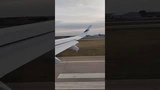 Finnair Embraer 190 landing