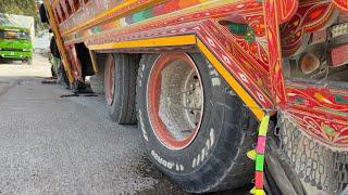 Pakistani Truck Back Suspension Torque Rod are Broke Due to Overload | Emergency Recovery