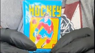 Jay is opening Pack 2 1979 Topps looking for the Gretzky Rookie who will get the card, mark or Jay