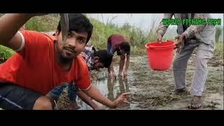 Amazing Fishing,A Boy ls Underground, Big Catfish,Fishing In  The River Bank