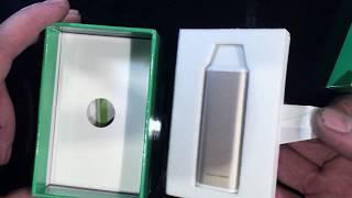 Opening the iCare Mini from Eleaf