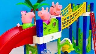 Popular PEPPA PIG Toys WATER PARK Play Set!