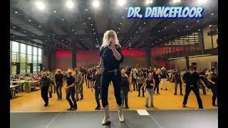 Dr. Dancefloor, line dance