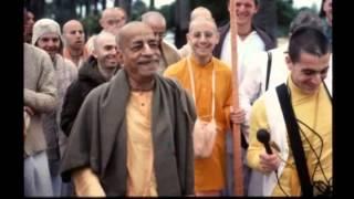 Chant Hare Krishna then Everything will Come - Prabhupada 0083