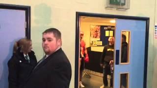 Dean Reilly Blue v Billy Davidson Red