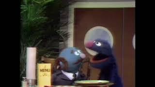 Sesame Street - Waiter Grover - Bacon and eggs