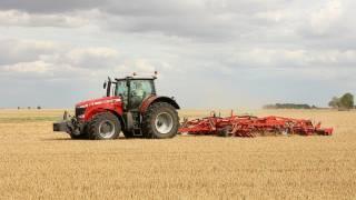 Massey Ferguson 8660 & cultivateur Kverneland CTC semi-porté au déchaumage - stubble cultivation