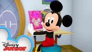 Mickey's Special Delivery!   | Mickey Mouse Hot Diggity Dog Tales | @disneyjr