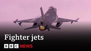 Plans to train Ukraine pilots to fly Western fighter jets to be discussed by Nato  – BBC News