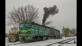 [CFM] Тепловоз 2ТЭ10Л-2077, запуск дизеля, манёвры по депо и станции Унгены.