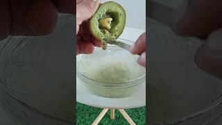 Kiwi   se FREE me ushke plants ugaoo  #kiwi #kiwiplant #fruitplant