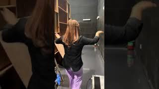 lepas baju langsung pijat pas syuting