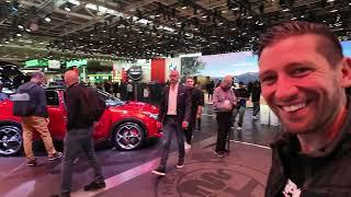 Mondial de L'auto Paris Episode 7 - Le Stand Alfa Romeo - Une Supercar et le Junior !