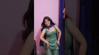 New Garhwali short video 2025 !! Hy hy hy new kumauni song !! Golden Kumaun