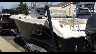 2019 Robalo R200 Center Console (SOLD)