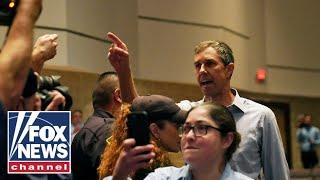 Beto O’Rourke attacks Biden on campaign trail #shorts