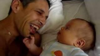 nikolas kisses