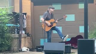Tom Freund - Runaround