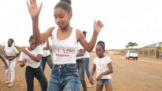 Makhadzi's Dancers Skhwama Dance Compilation Video