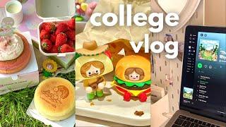 *REALISTIC* college vlog studying, strawberry bingsu blind box what i eat as a college student