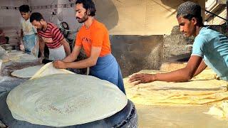 Largest Manda Roti in Pakistan | Making Rumali Roti | Street Rolls and Samosa Patties in Karachi