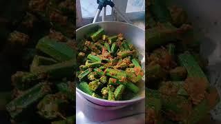 masala bhindi recipe #indianfood #food #youtubeshorts #viralvideo #priyal Priyanka vlog
