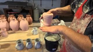 SIMON LEACH POTTERY TV - How to glaze - the 'double dip' !