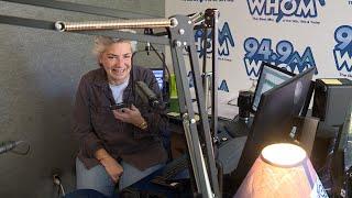 Popular Maine morning radio host Lori Voornas says she's retiring