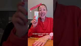 Give away GiveAway GIveaway. SafeSea SPF 30 Mineral Anti jellyfish sunscreen.UsA only @hilarytopper