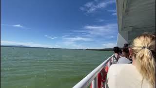 Viaggio sul traghetto di lago di Trasimeno