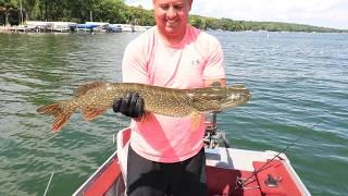 Pewaukee Lake  Northern Pike and Bass Fishing