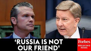 Mike Rogers Tells Sec. Pete Hegseth To His Face: 'Russia Must Be Stopped'