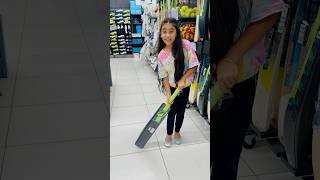 Samayra ko kon sa Bat dilana chahiye  #shorts #samayranarula #siblings
