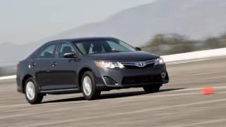 2012 Toyota Camry LE Track Test Video - Edmunds.com