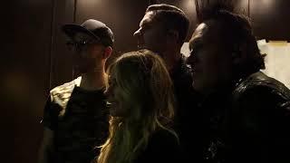 Avril Lavigne - Acoustic Live in Japan Documental