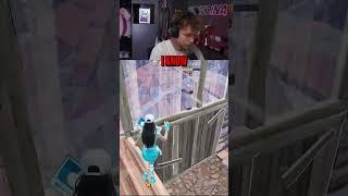 MrSavage just killed every player...