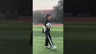 冯提莫："#2022年卡塔尔世界杯 #世界杯马上开始啦，#你支持哪支球队️