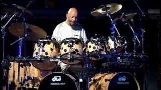 Phil Collins - Drums, Drums & More Drumsu