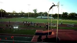 Sergey Kucheriany 5.62m failure 25/2/2011