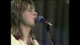 SUZI QUATRO - STUMBLIN' IN  ( LIVE )