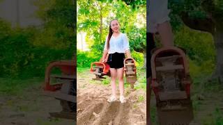 plant the seeds of hope together #Sannong #Small electric trenching machine